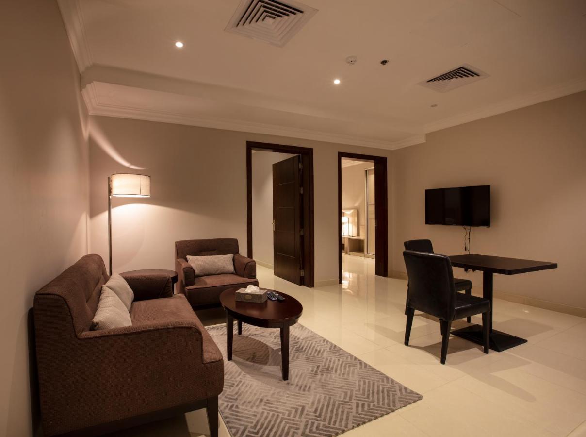 Somedays Hotel Suites Al-Hofuf Esterno foto